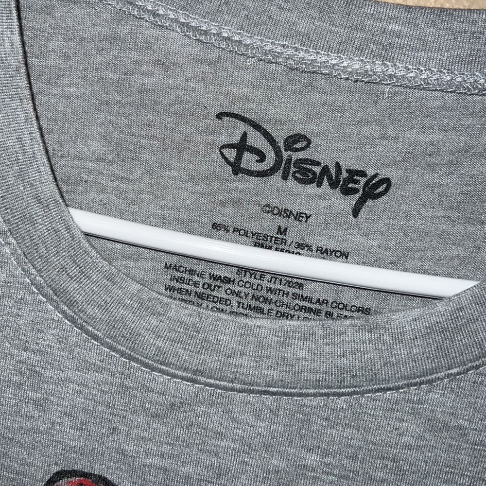 ☀️Minnie Mouse T-shirt☀️ - Picture 3 of 8